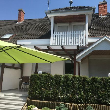 Beta Apartman Bük Buitenkant foto