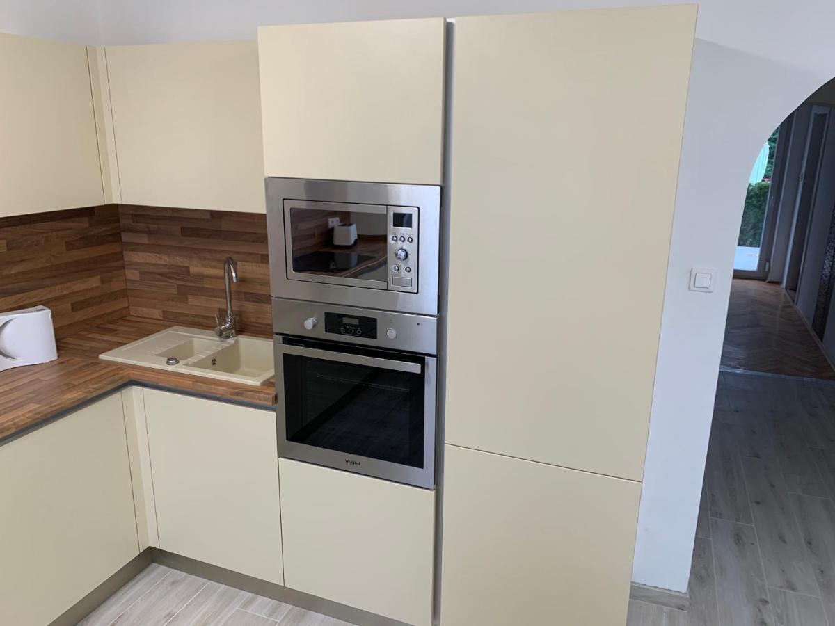 Beta Apartman Bük Buitenkant foto