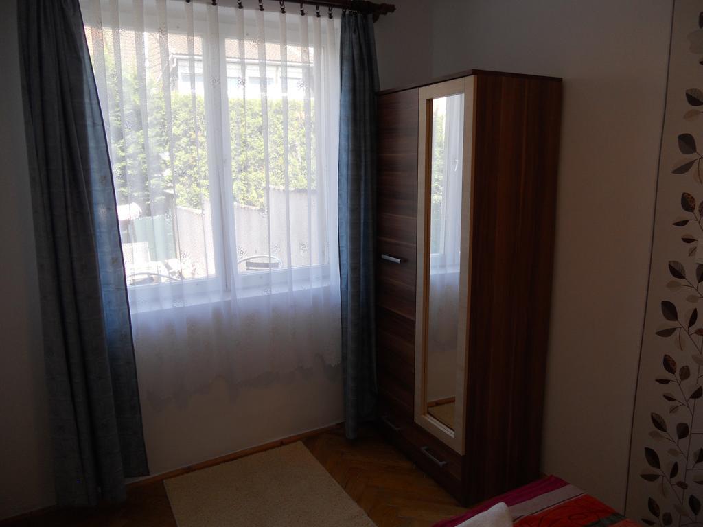 Beta Apartman Bük Buitenkant foto